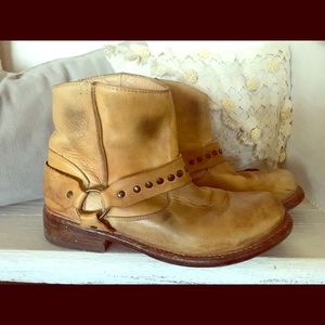 Bed Stu Exeter bootie.  Buttery soft bench made